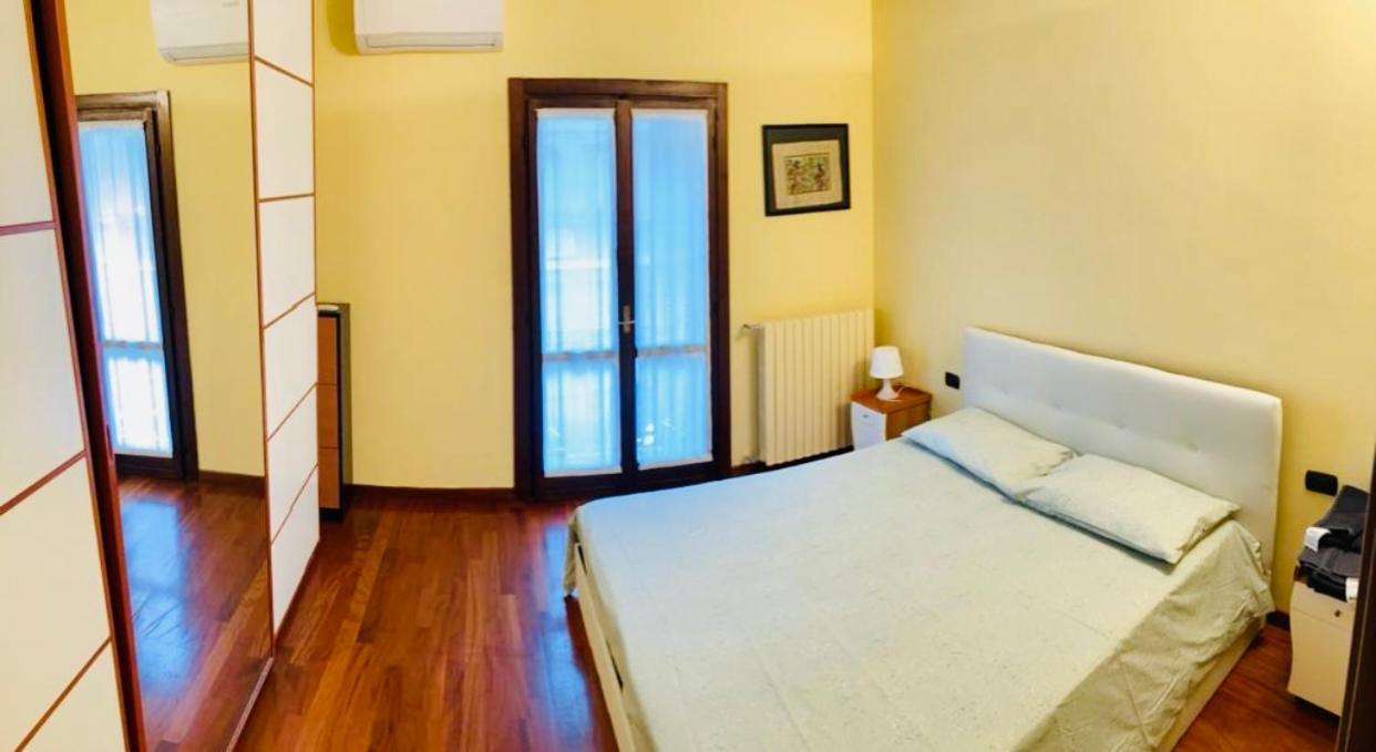 Bilocale Zona Centro Lägenhet Milano Exteriör bild